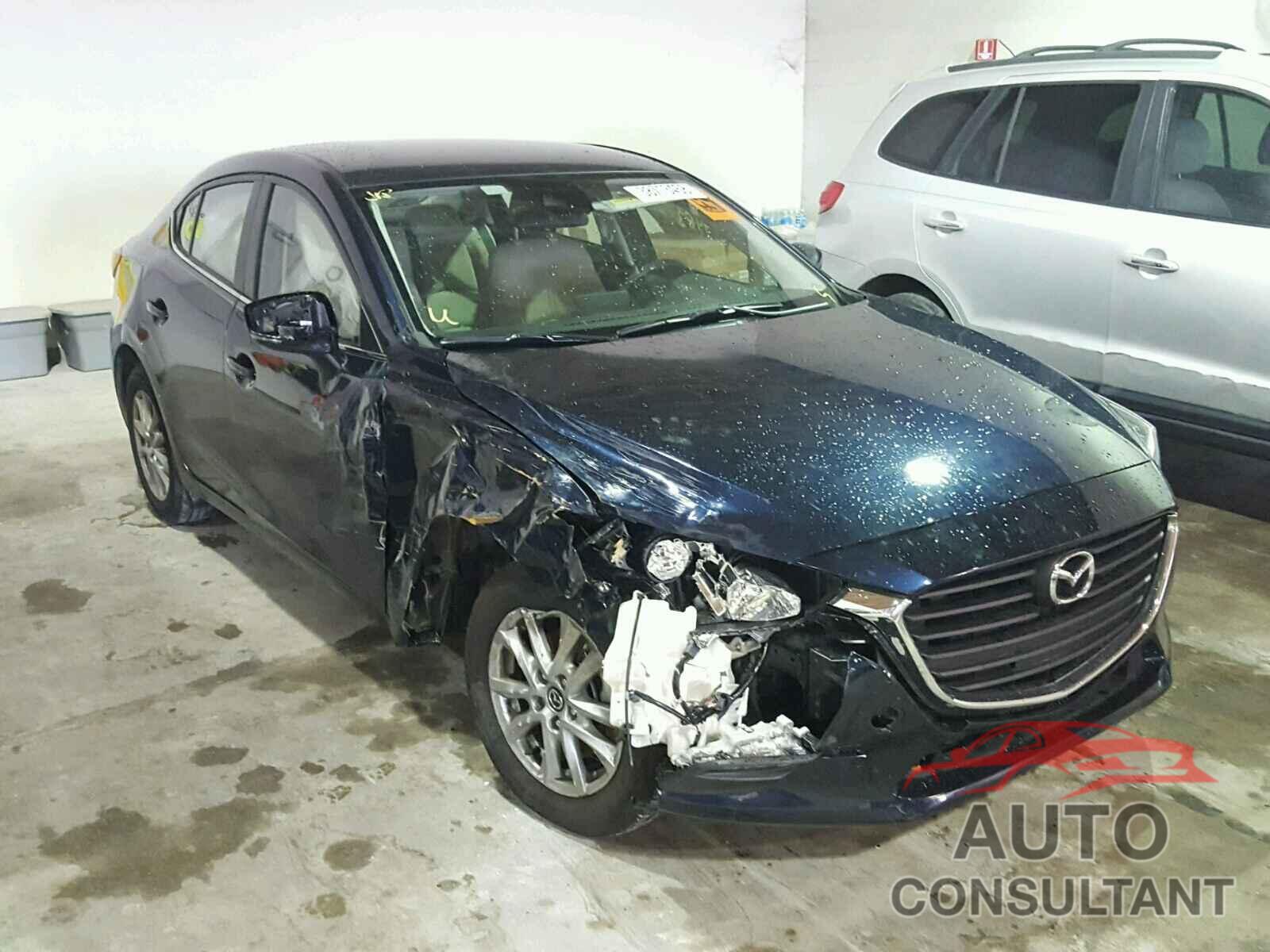 MAZDA 3 2018 - 3MZBN1U71JM188546