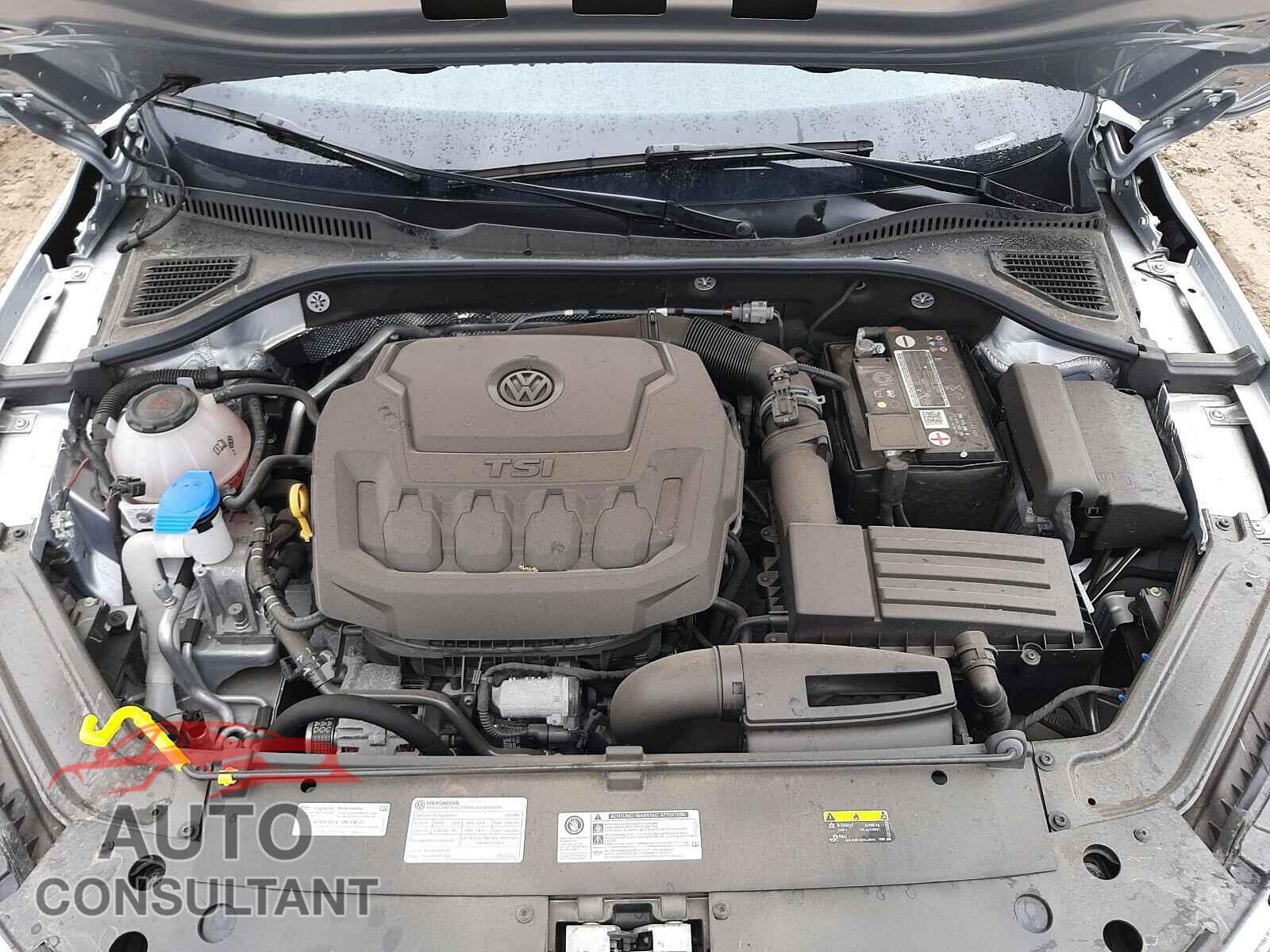VOLKSWAGEN PASSAT 2020 - 1VWCA7A36LC015985