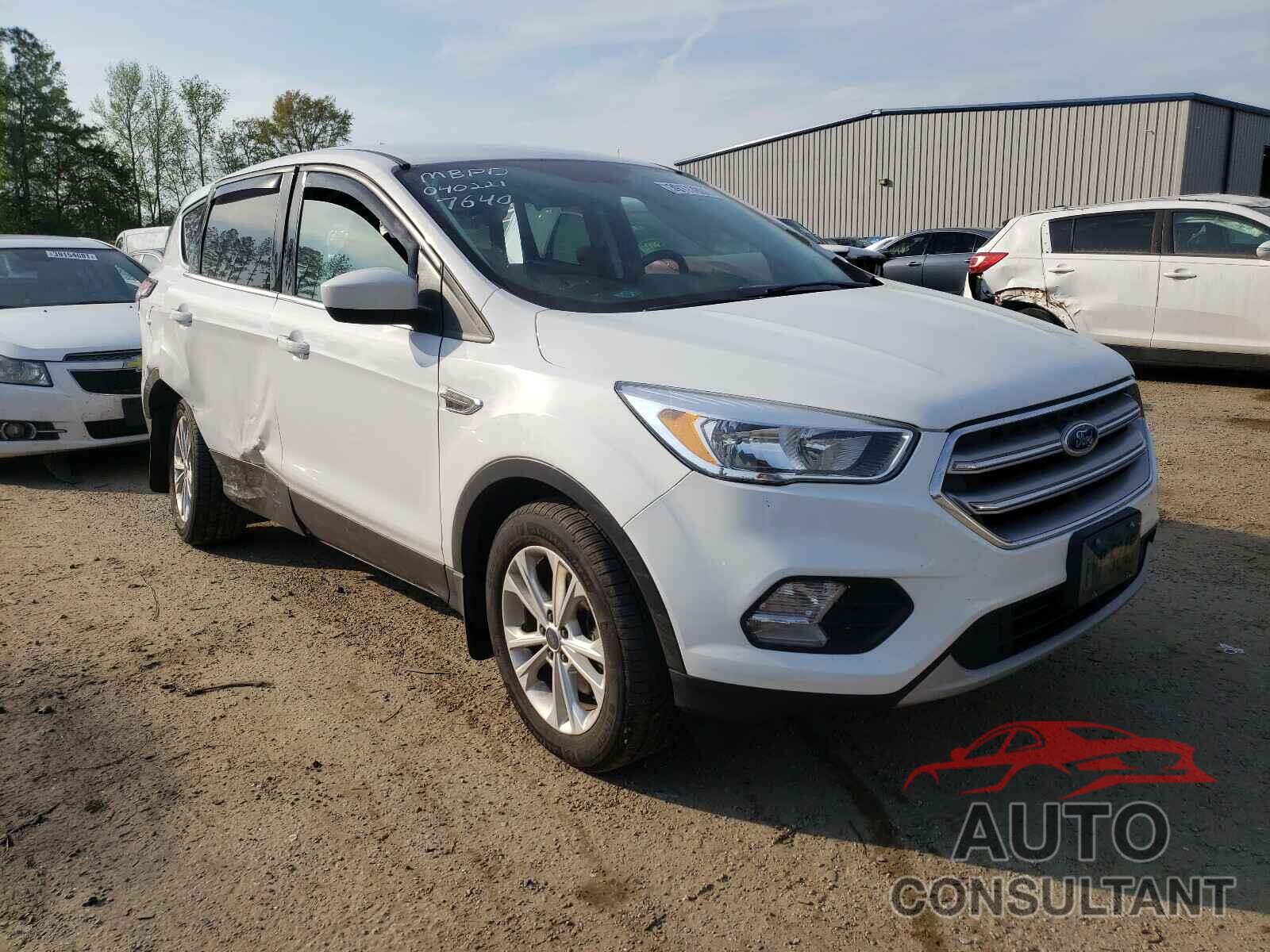 FORD ESCAPE 2017 - 1FMCU9GD3HUE67640