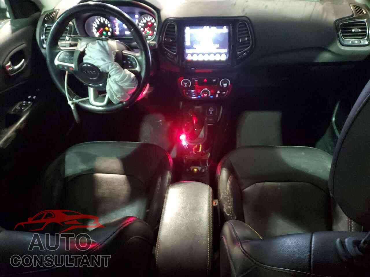 JEEP COMPASS 2020 - 3C4NJDCB5LT146392