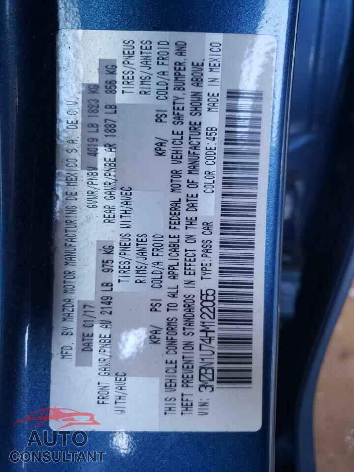 MAZDA 3 2017 - 3MZBN1U74HM122065