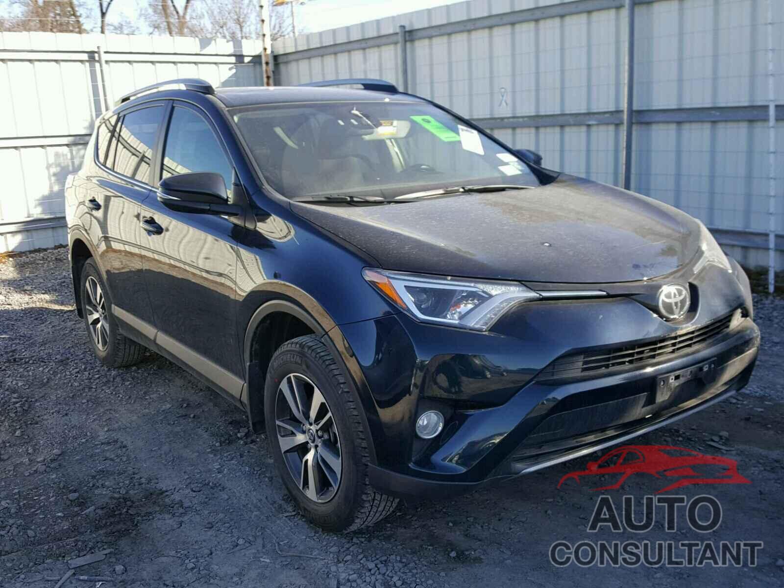 TOYOTA RAV4 2017 - JTMRFREVXHJ716005