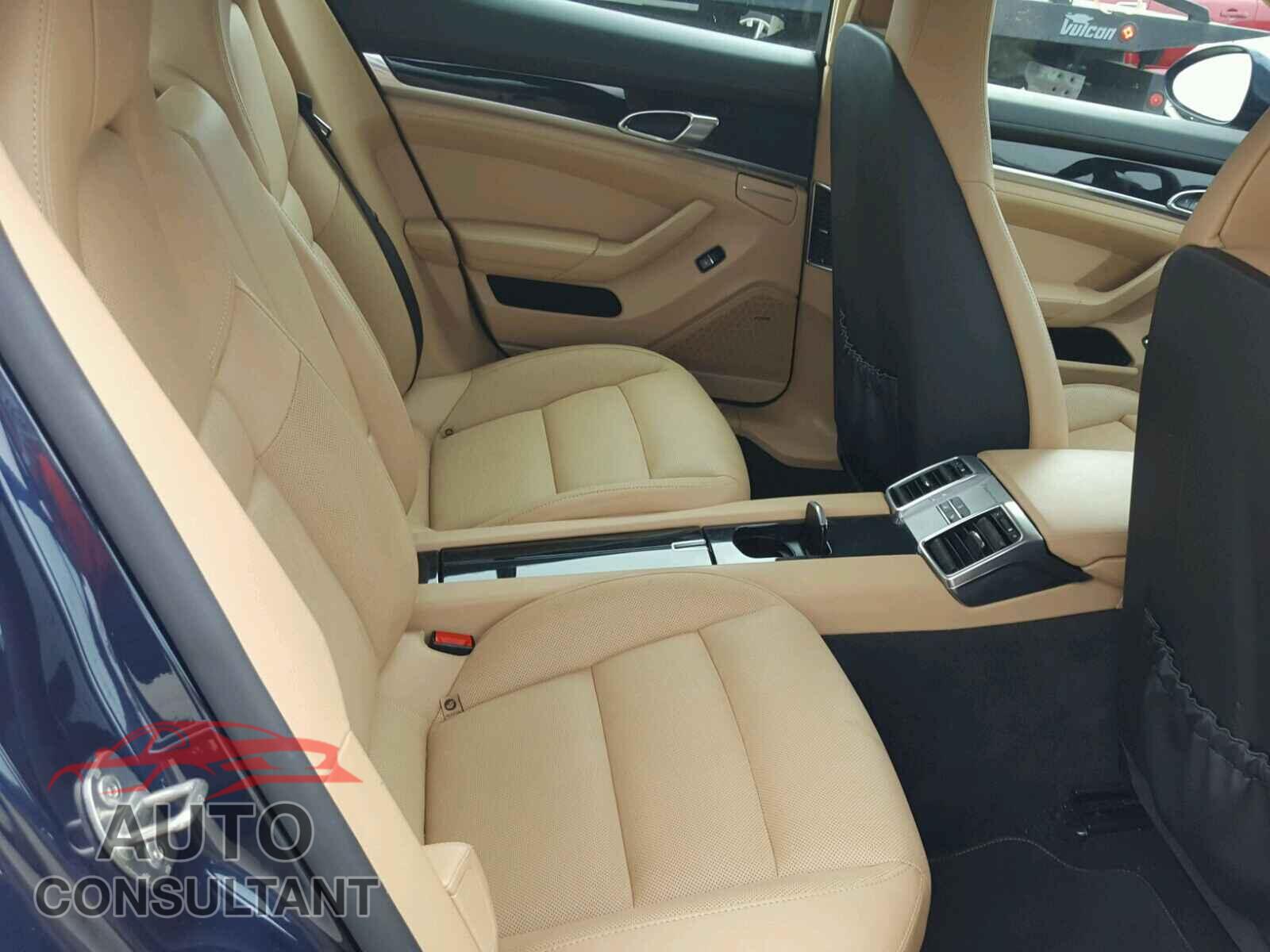 PORSCHE PANAMERA 2015 - WP0AA2A72FL001814