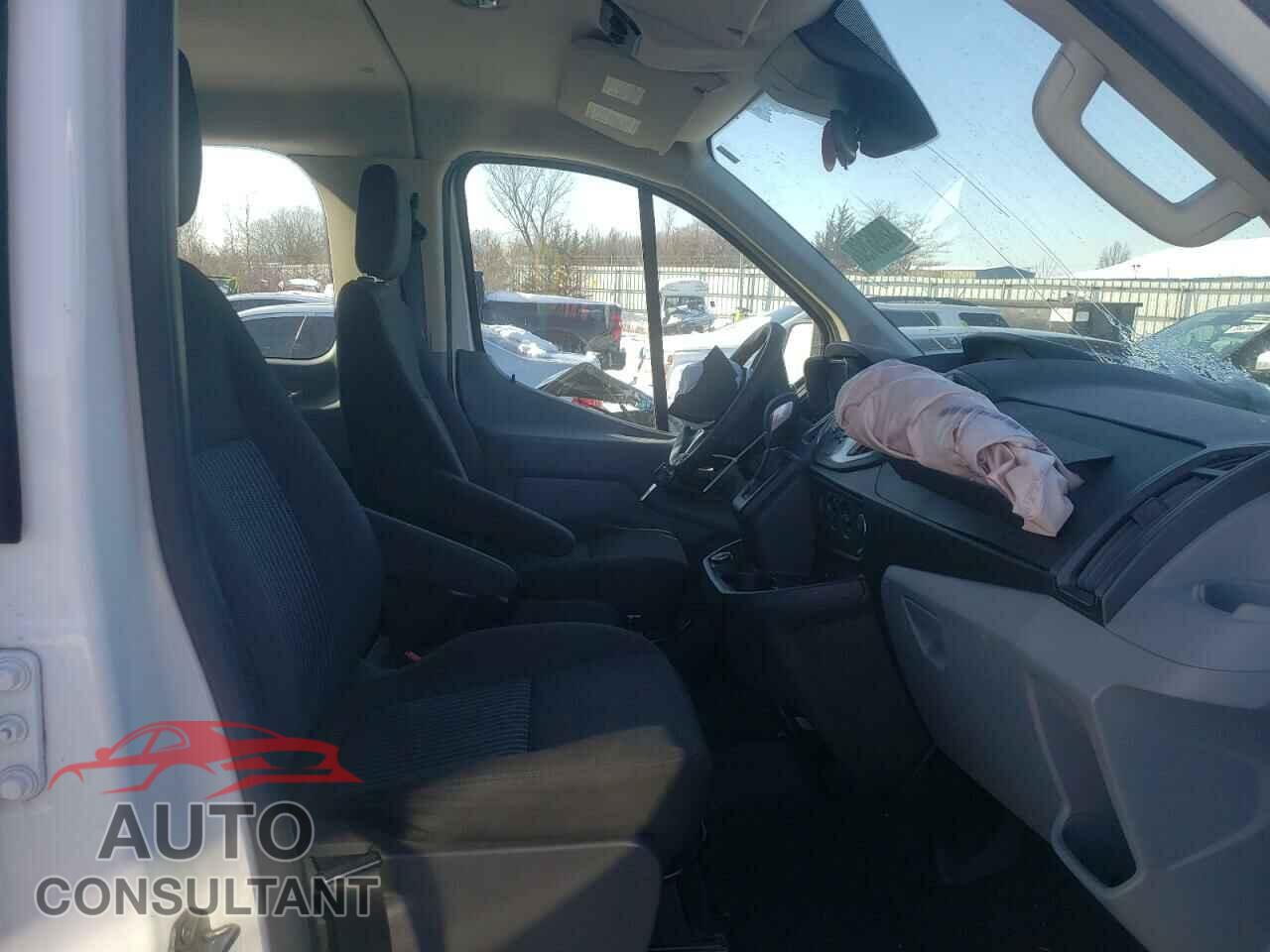 FORD TRANSIT CO 2017 - 1FBZX2ZMXHKA14657