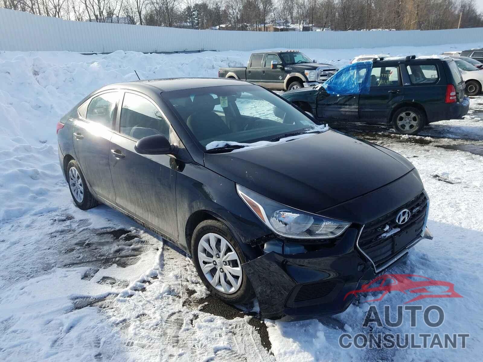 HYUNDAI ACCENT 2018 - 3KPC24A37JE012968