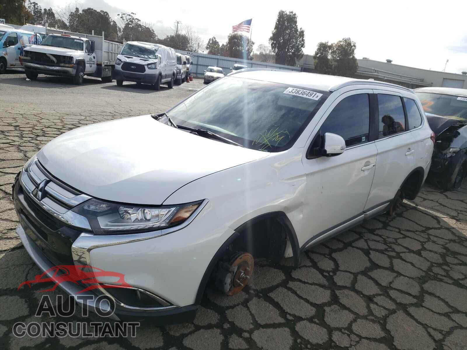 MITSUBISHI OUTLANDER 2017 - JA4AD3A30HZ035187