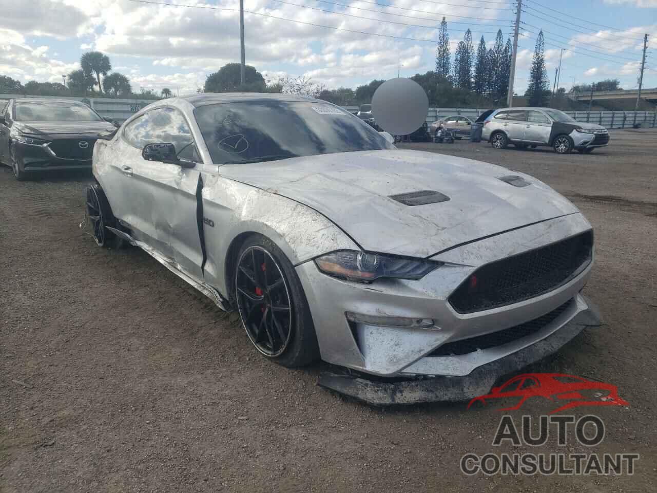 FORD MUSTANG 2019 - 1FA6P8CF2K5132791