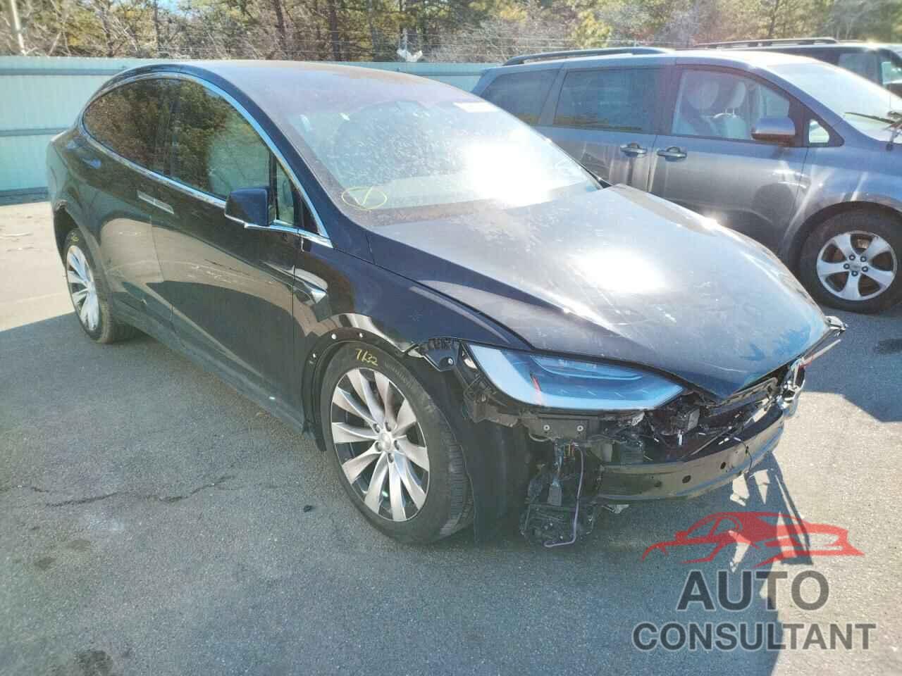 TESLA MODEL X 2020 - 5YJXCAE27LF245910