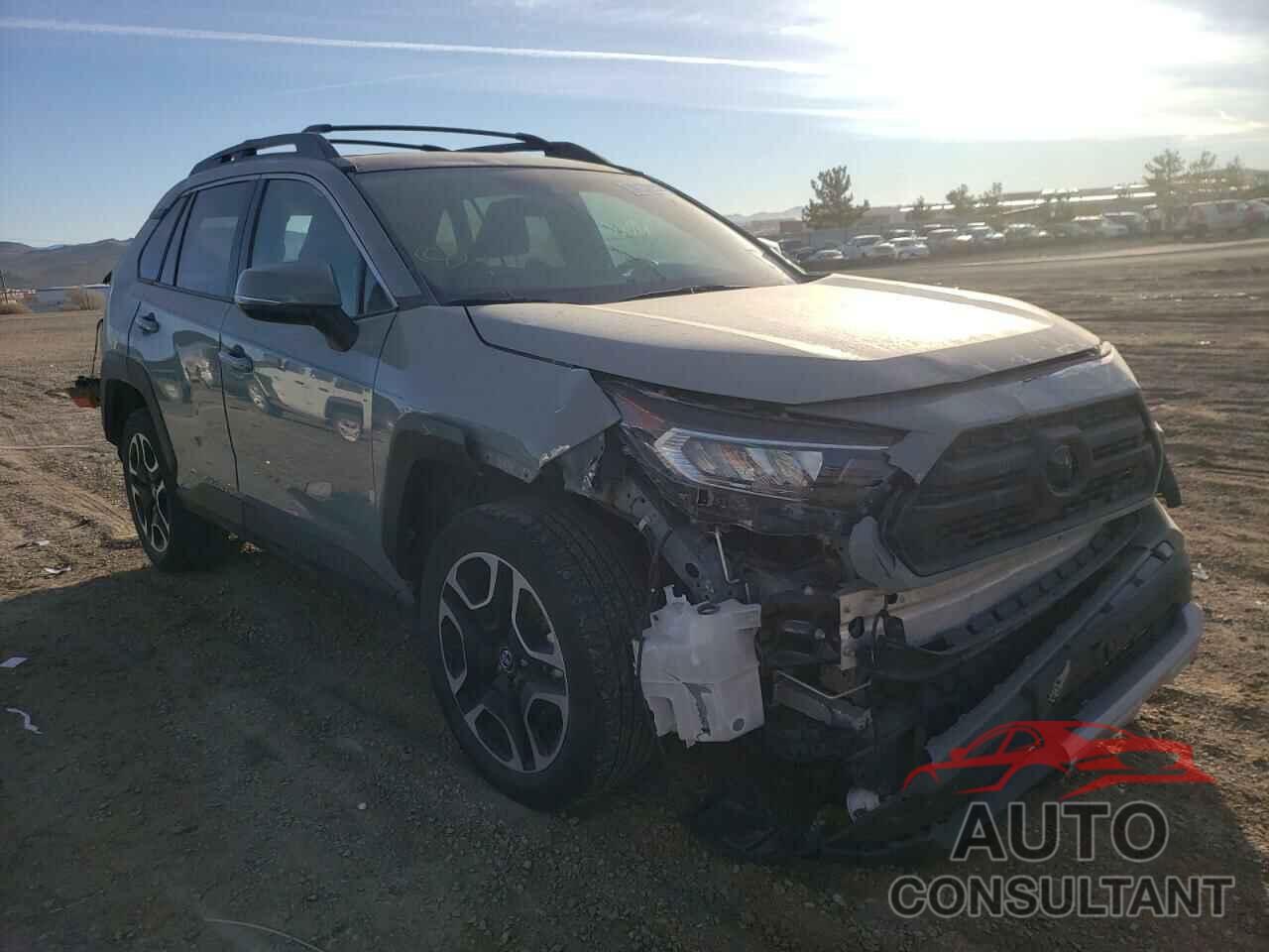 TOYOTA RAV4 2020 - 2T3J1RFV8LC096955
