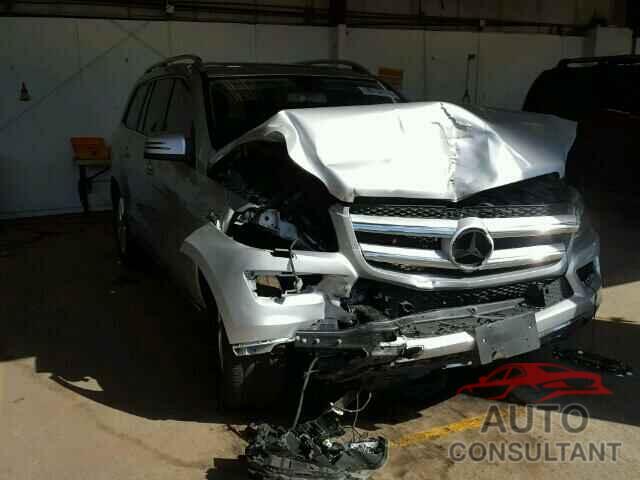 MERCEDES-BENZ GL450 2016 - 4JGDF6EE0GA693739