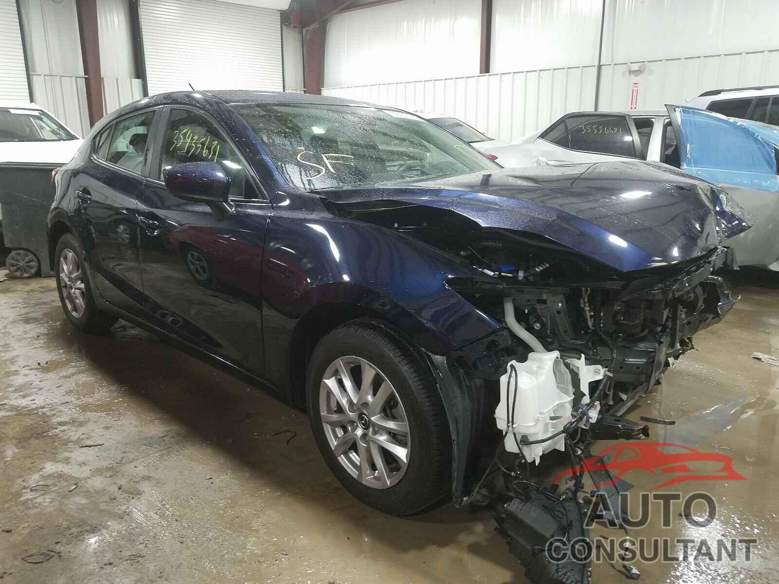 MAZDA 3 2018 - 3MZBN1K75JM205433