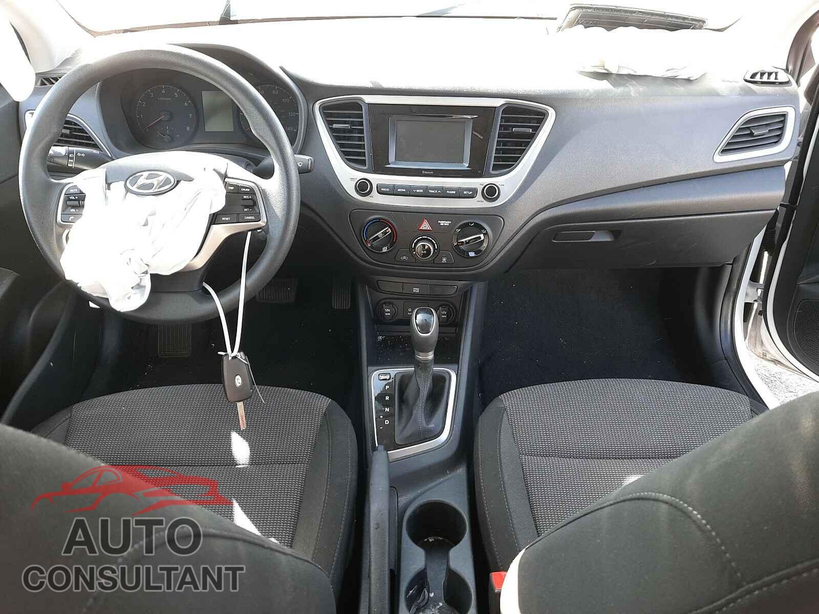 HYUNDAI ACCENT 2020 - 3KPC24A66LE114372