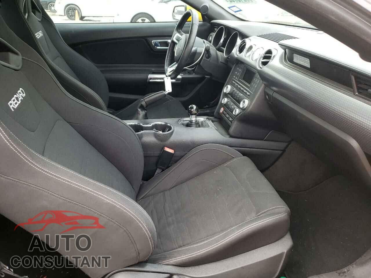 FORD MUSTANG 2017 - 1FA6P8CF7H5272733