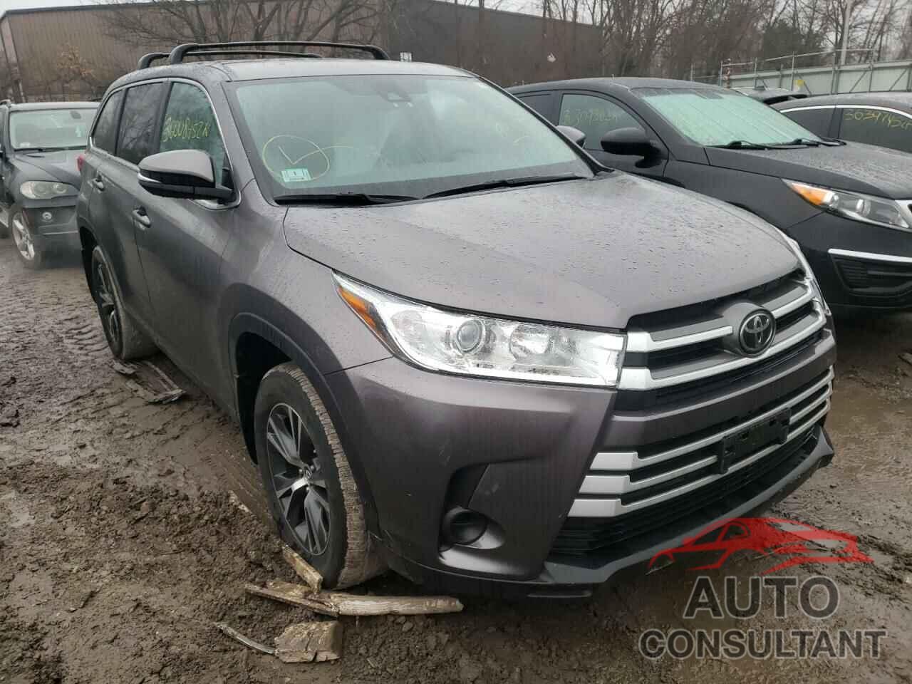 TOYOTA HIGHLANDER 2019 - 5TDBZRFH2KS964762