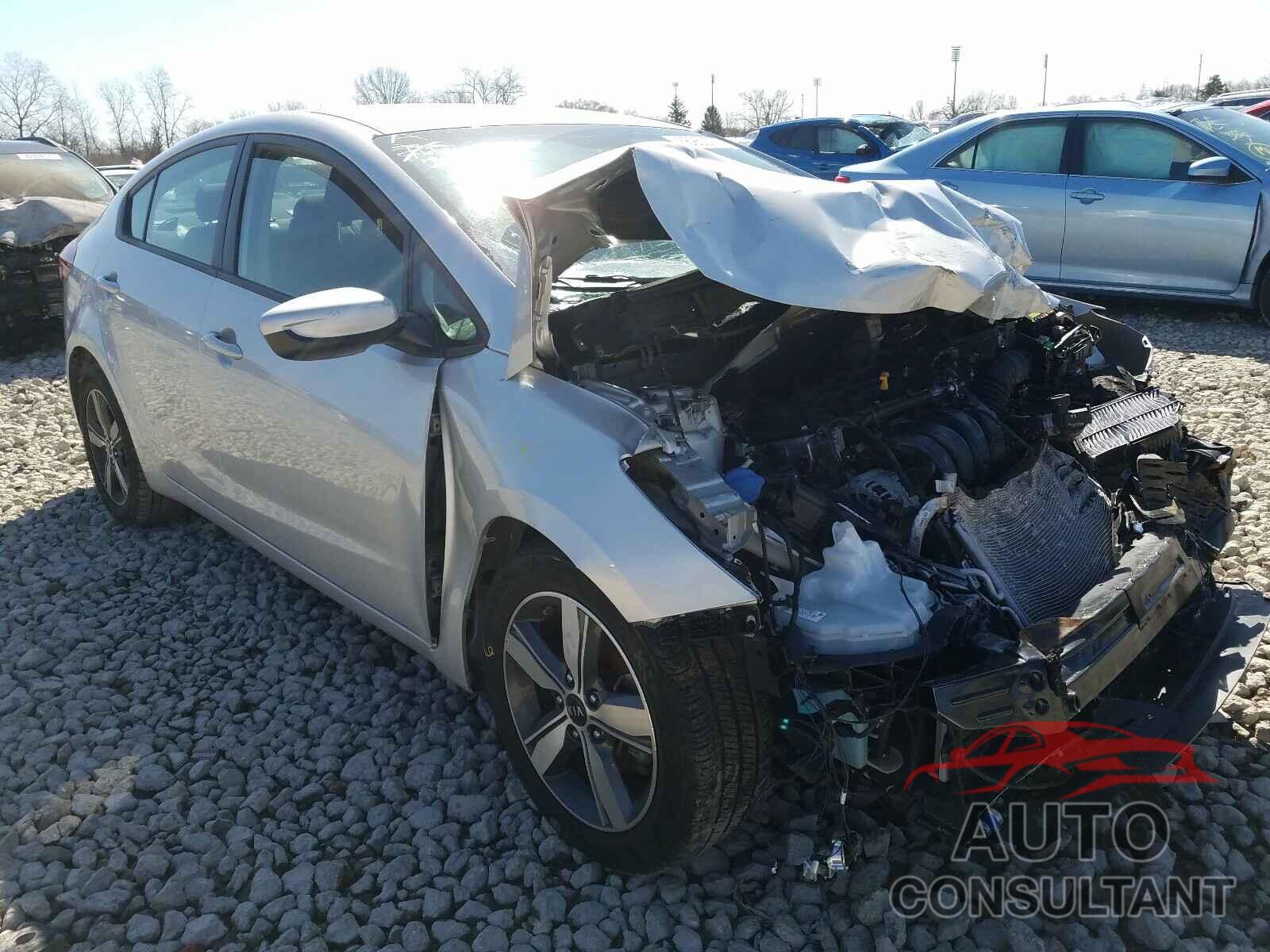KIA FORTE 2018 - 3KPFL4A73JE245260
