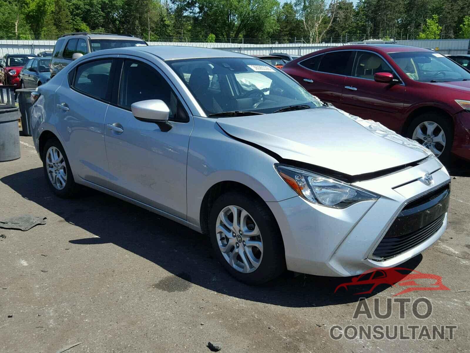 TOYOTA YARIS 2017 - 3MYDLBYV0HY154294