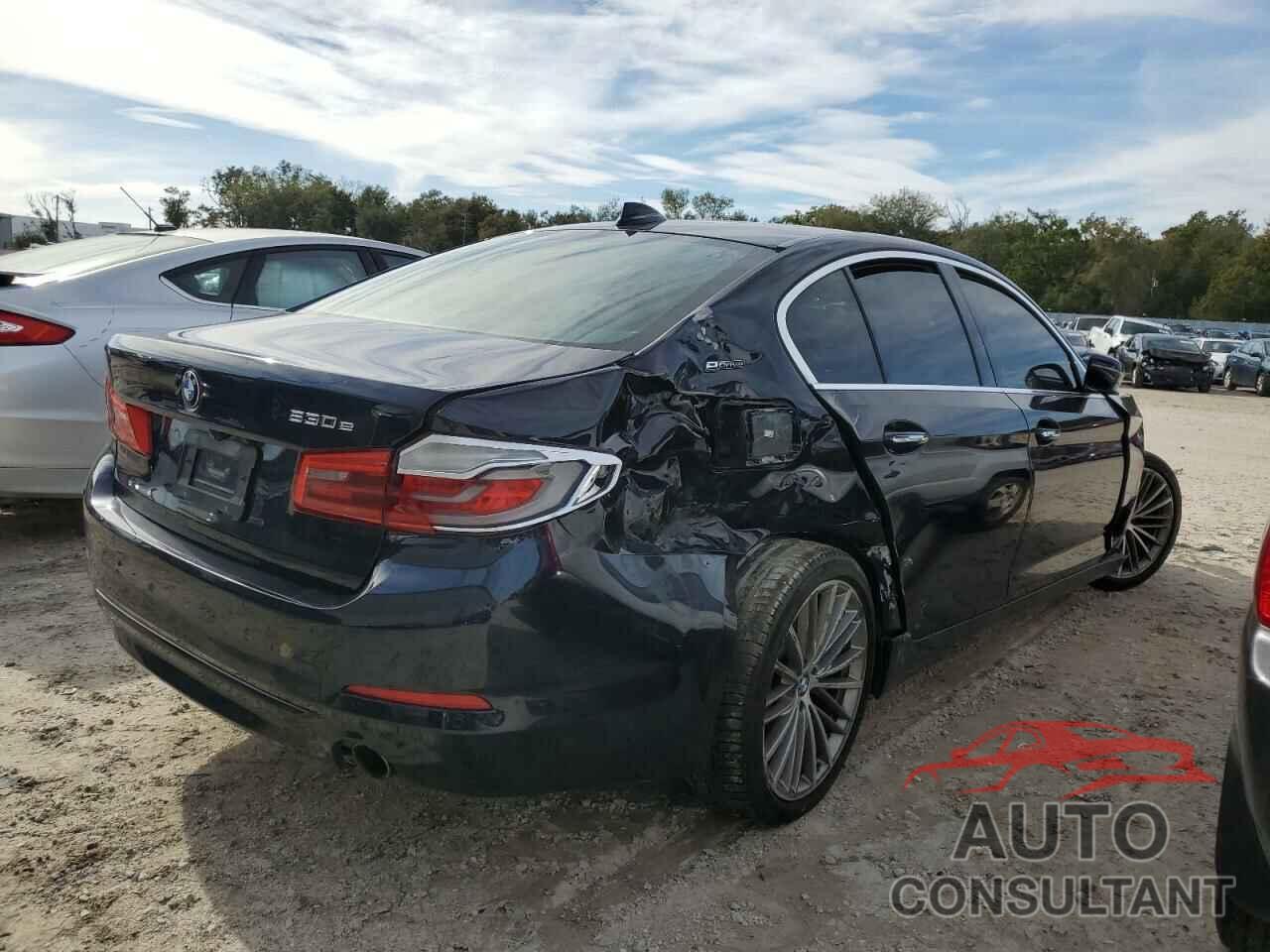 BMW 5 SERIES 2018 - WBAJA9C56JG623156