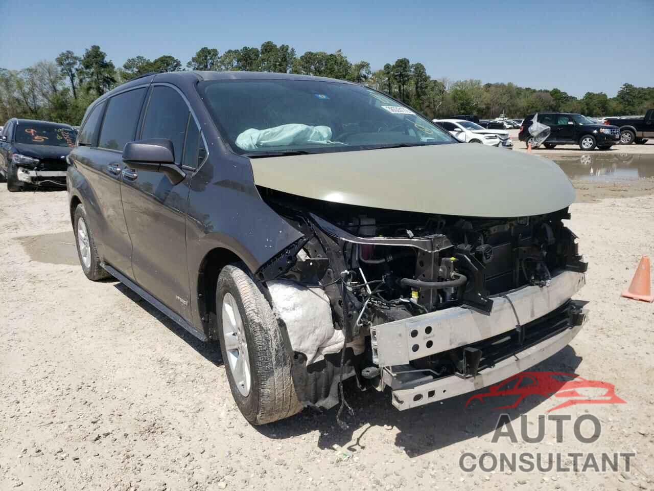 TOYOTA SIENNA 2021 - 5TDJRKEC3MS014566