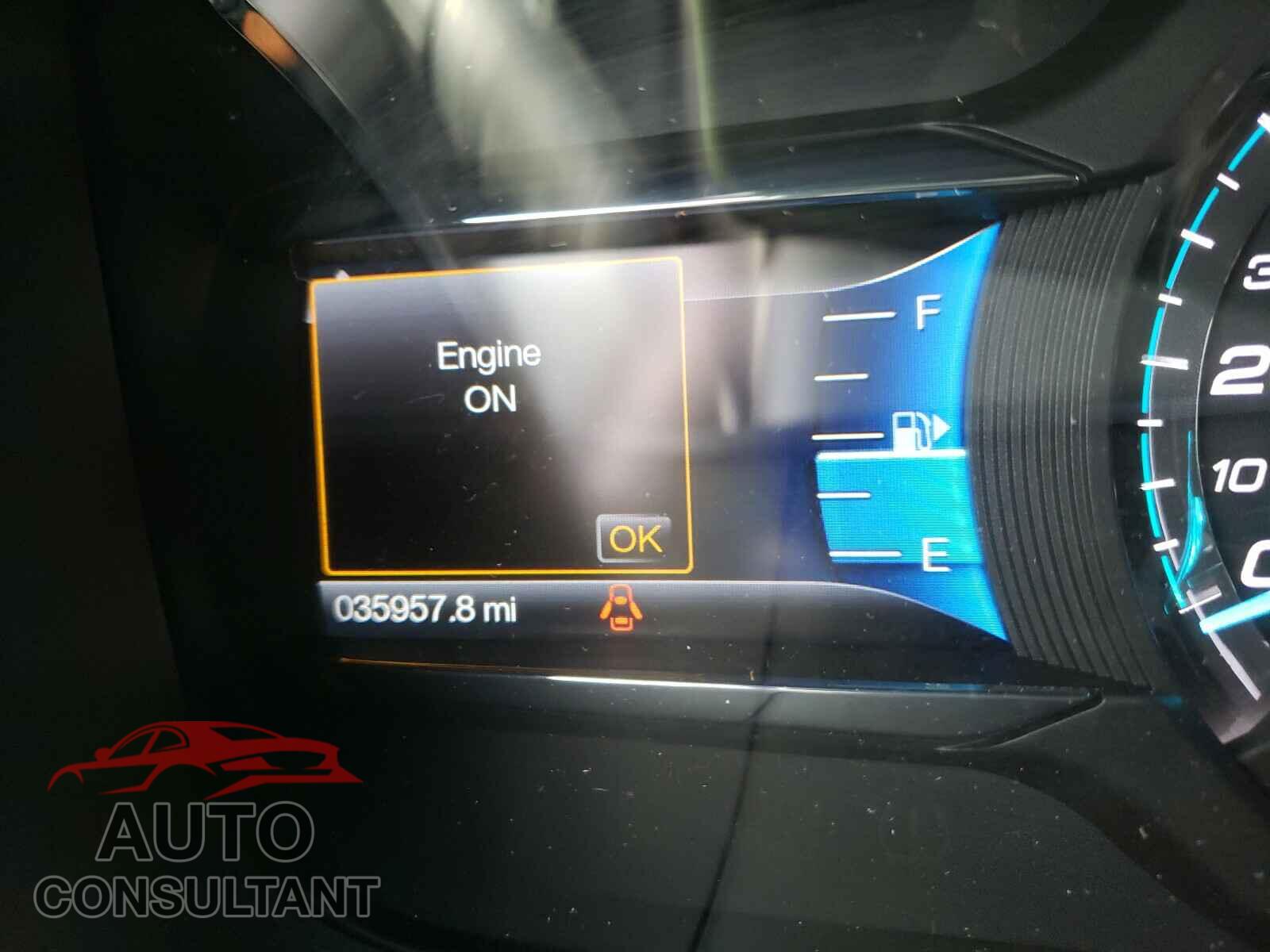 FORD TAURUS 2017 - 1FAHP2E84HG127660
