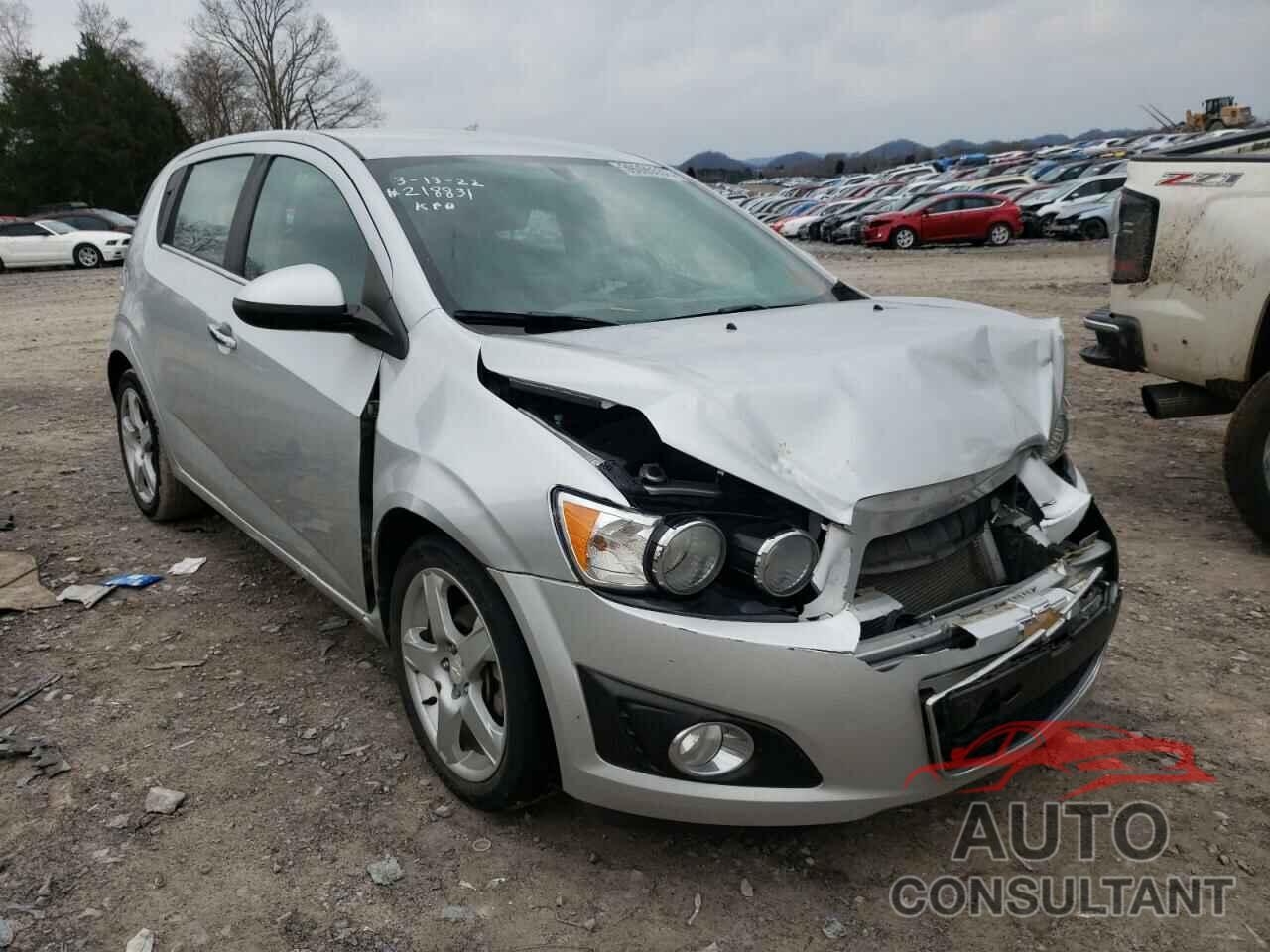 CHEVROLET SONIC 2016 - 1G1JE6SB4G4147974