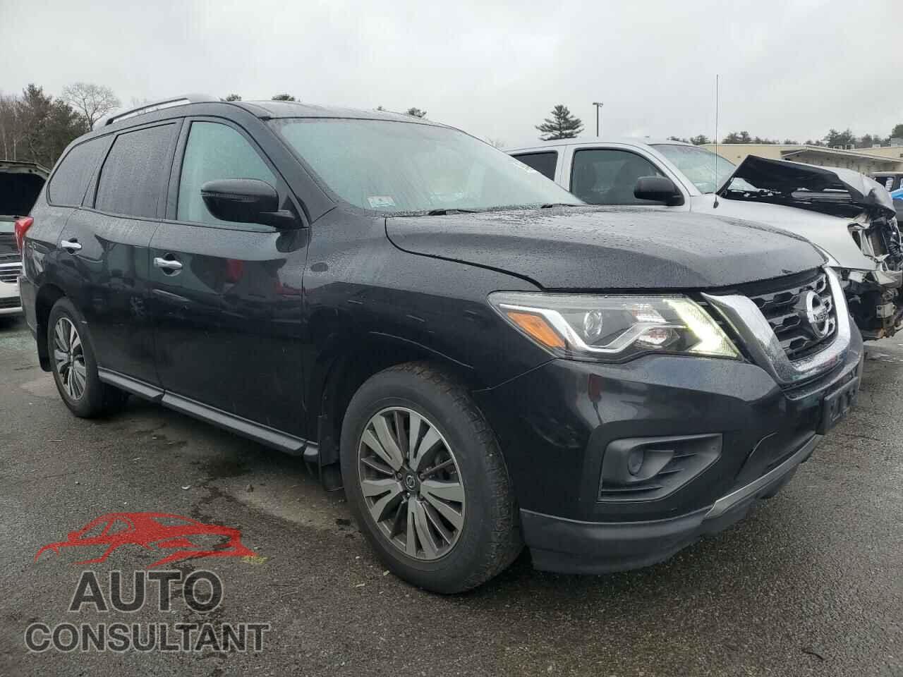 NISSAN PATHFINDER 2017 - 5N1DR2MM6HC650408