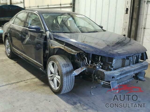 VOLKSWAGEN PASSAT 2015 - 1VWBV7A33FC007329