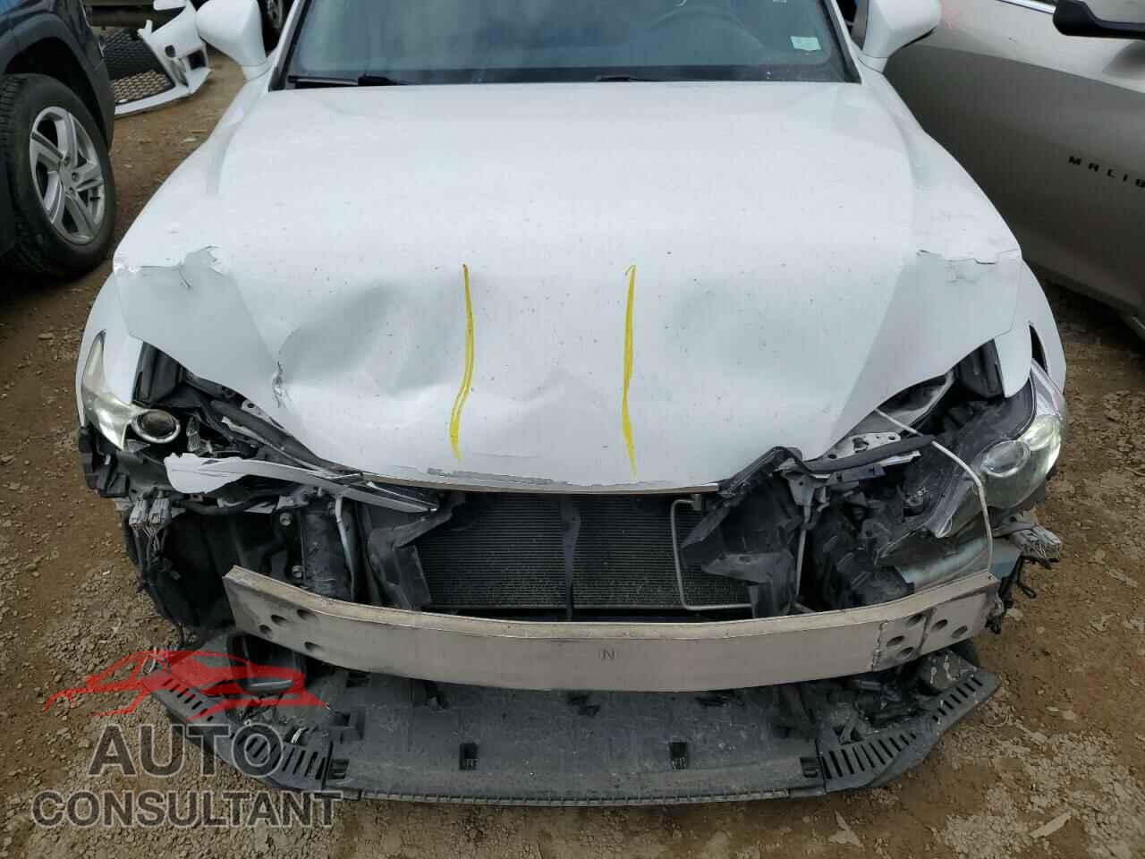 LEXUS IS 2014 - JTHBF1D24E5016722