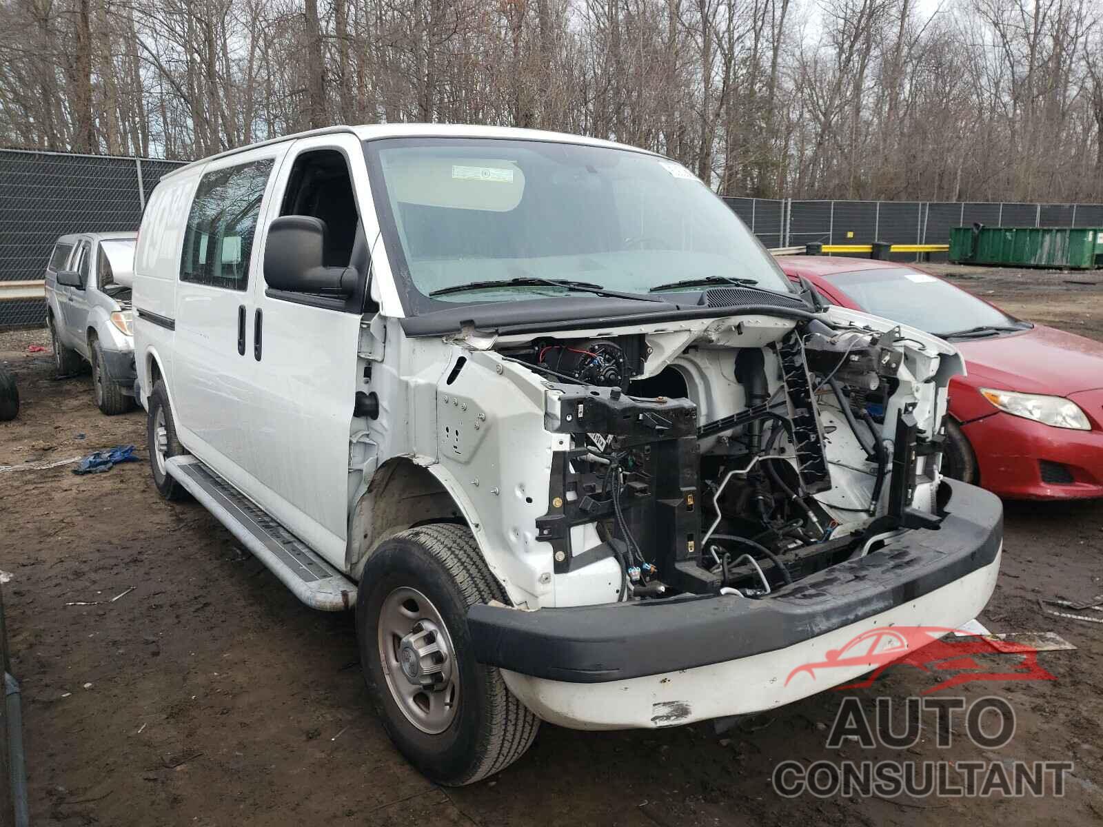 CHEVROLET EXPRESS 2019 - 1G1ZB5ST6JF273585