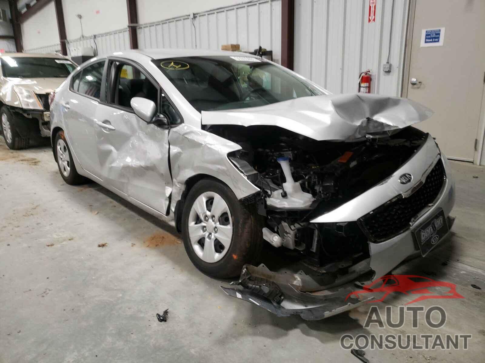 KIA FORTE 2018 - 3KPFL4A70JE241442