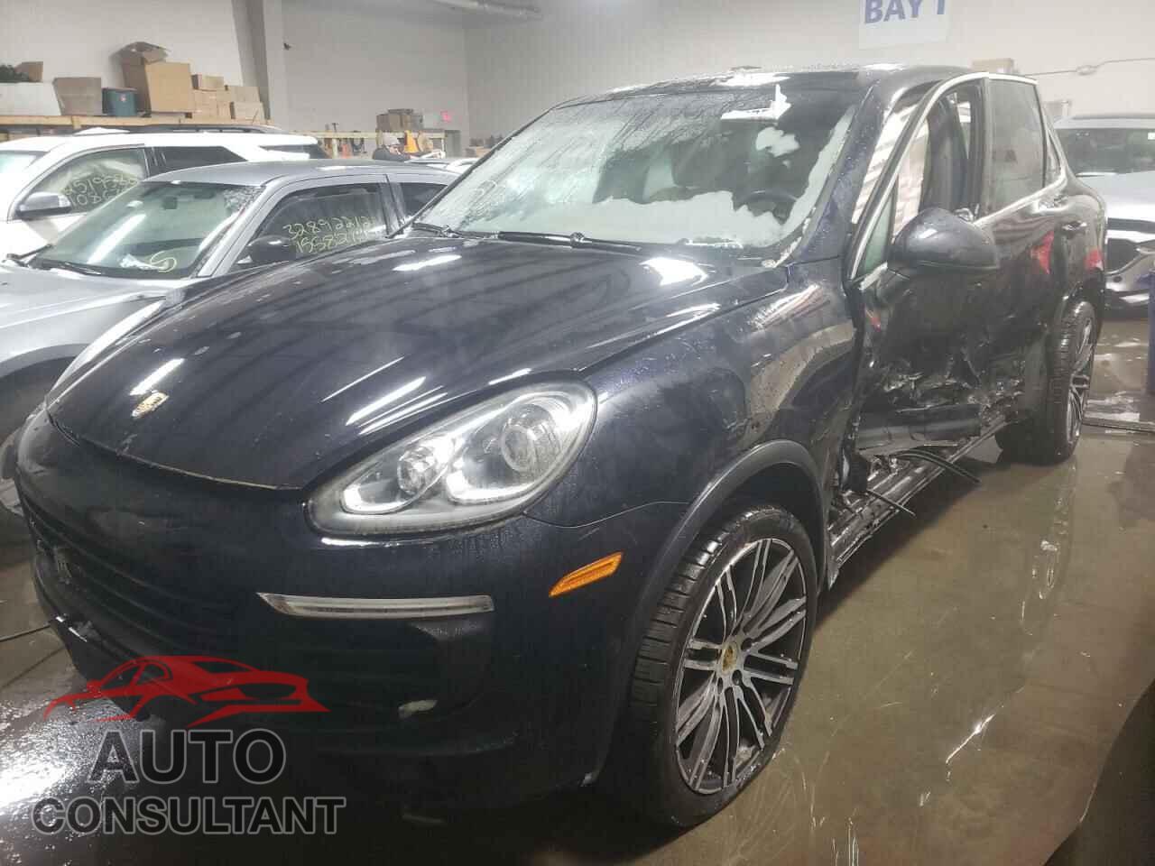 PORSCHE CAYENNE 2016 - WP1AA2A23GKA12637