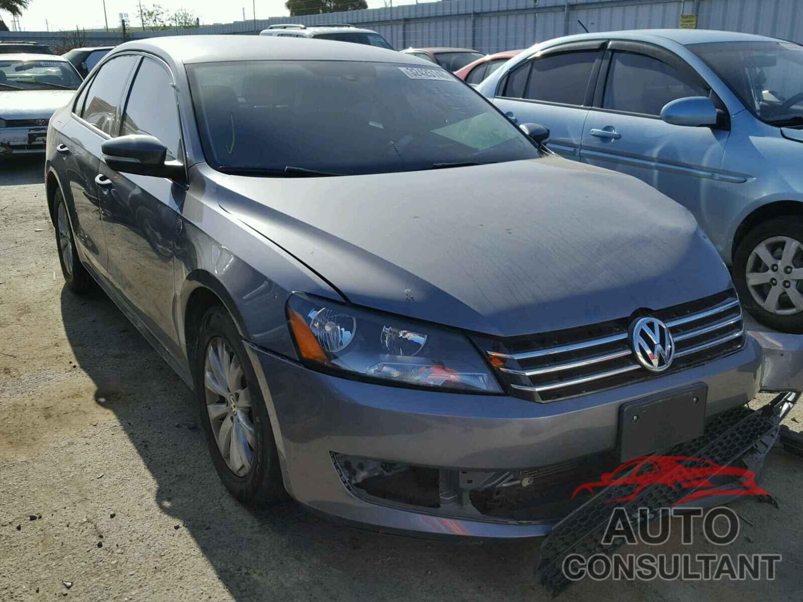 VOLKSWAGEN PASSAT 2015 - 1VWAT7A35FC037319