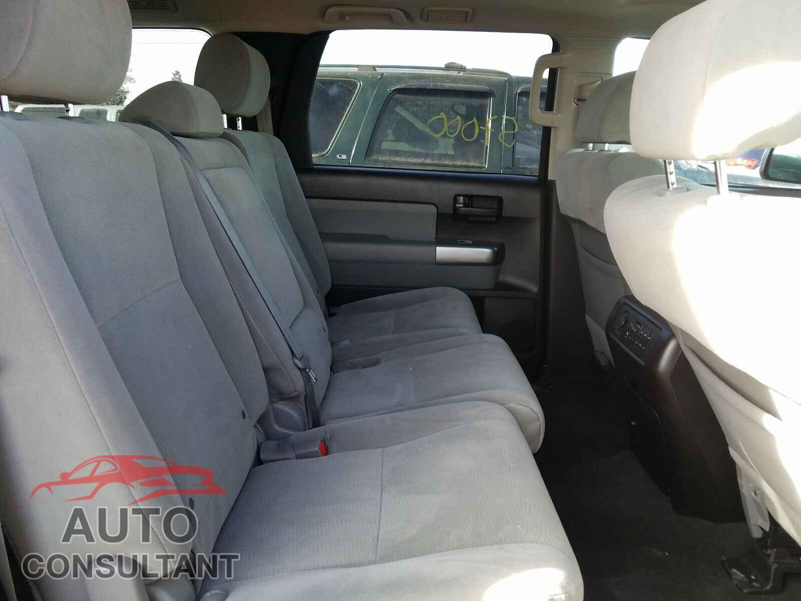 TOYOTA SEQUOIA 2019 - 5TDBY5G14KS170357