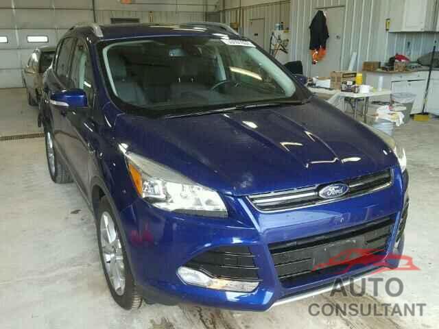 FORD ESCAPE 2015 - 1FMCU0J98FUA62077