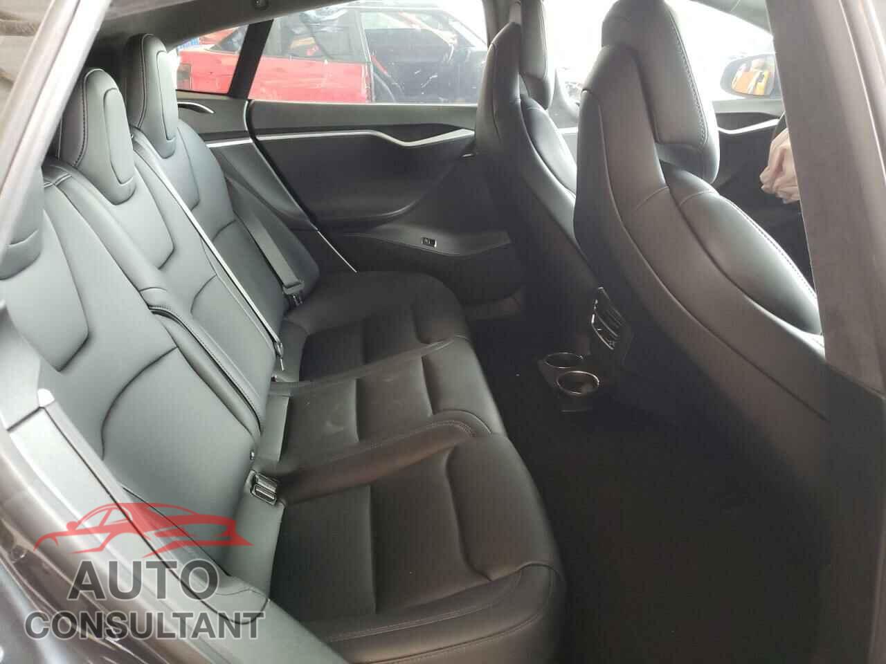 TESLA MODEL S 2017 - 5YJSA1E26HF228944