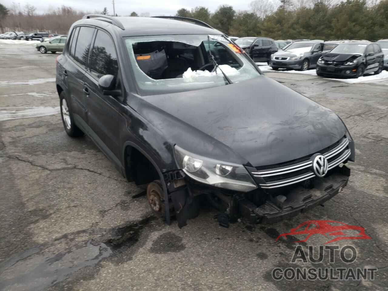 VOLKSWAGEN TIGUAN 2016 - WVGAV7AX6GW528154