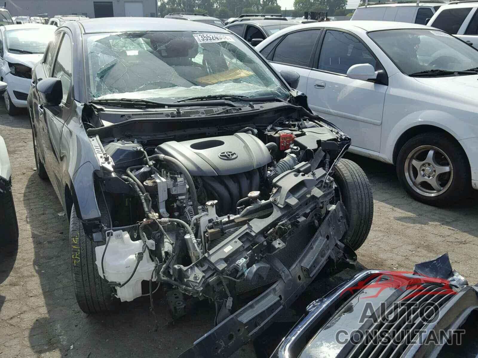 TOYOTA YARIS 2017 - 3MYDLBYV3HY174992