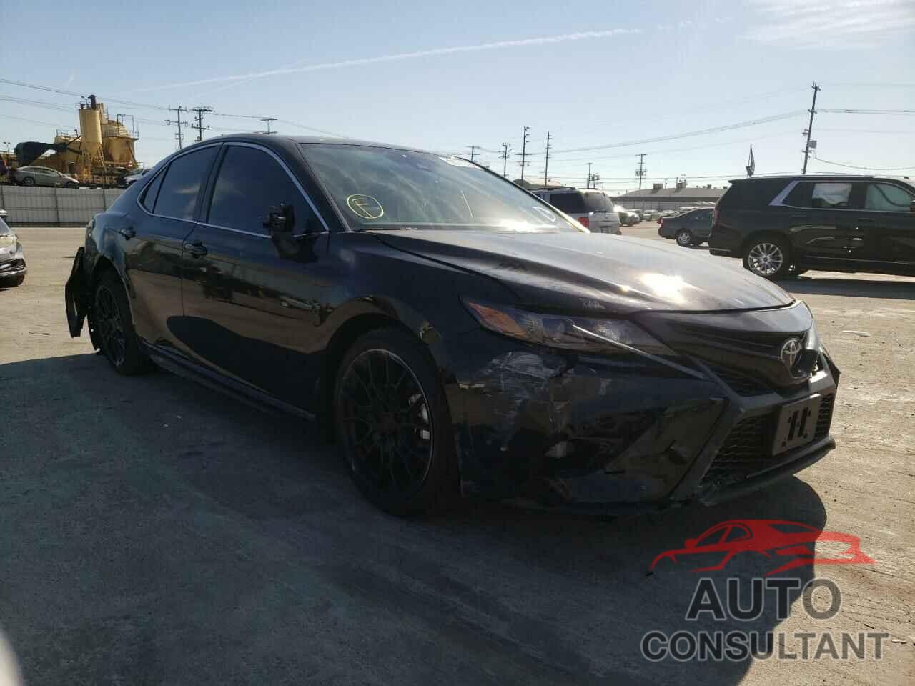 TOYOTA CAMRY 2021 - 4T1G11AK0MU570642