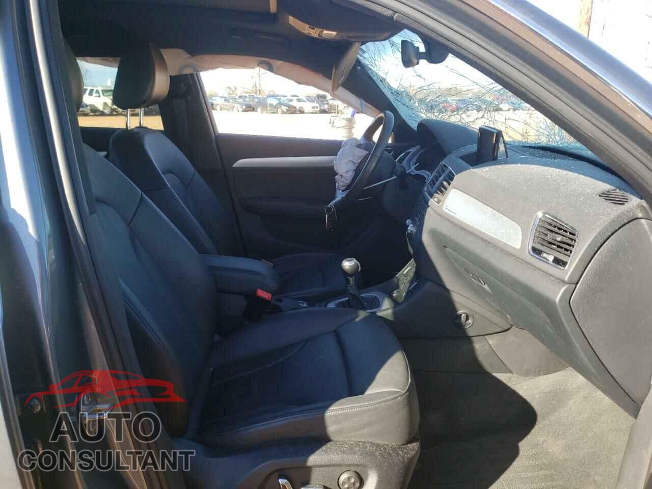 AUDI Q3 2016 - WA1EFCFS5GR019285