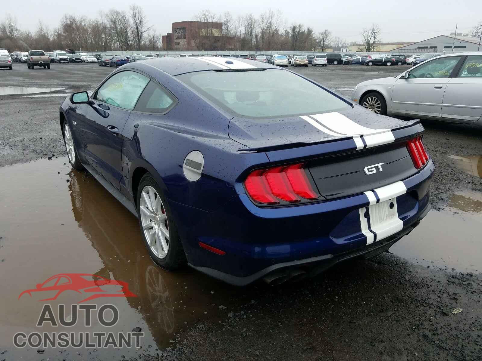 FORD MUSTANG 2018 - 1FA6P8CF1J5113552