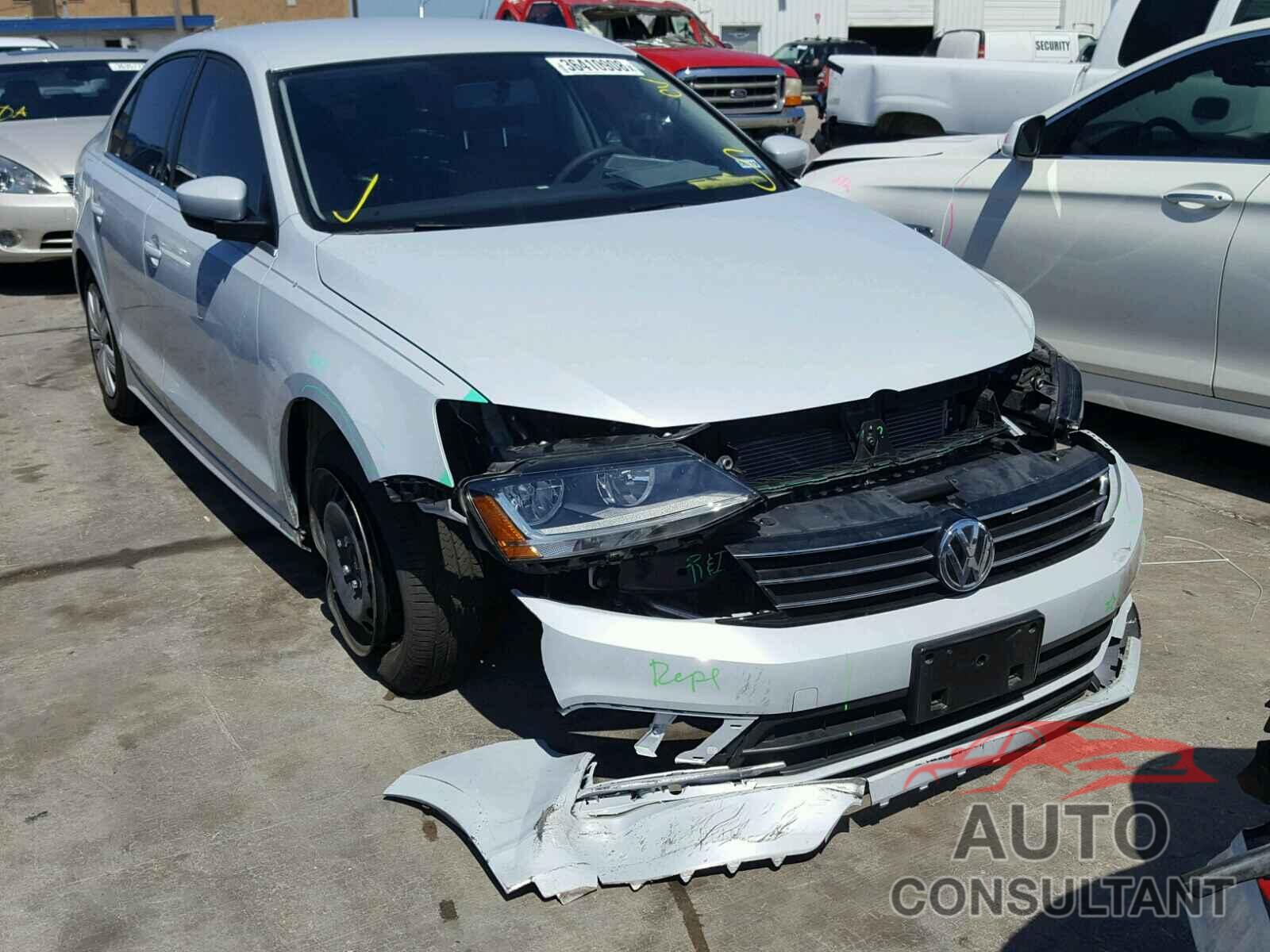 VOLKSWAGEN JETTA 2017 - 3VW2B7AJ8HM324032