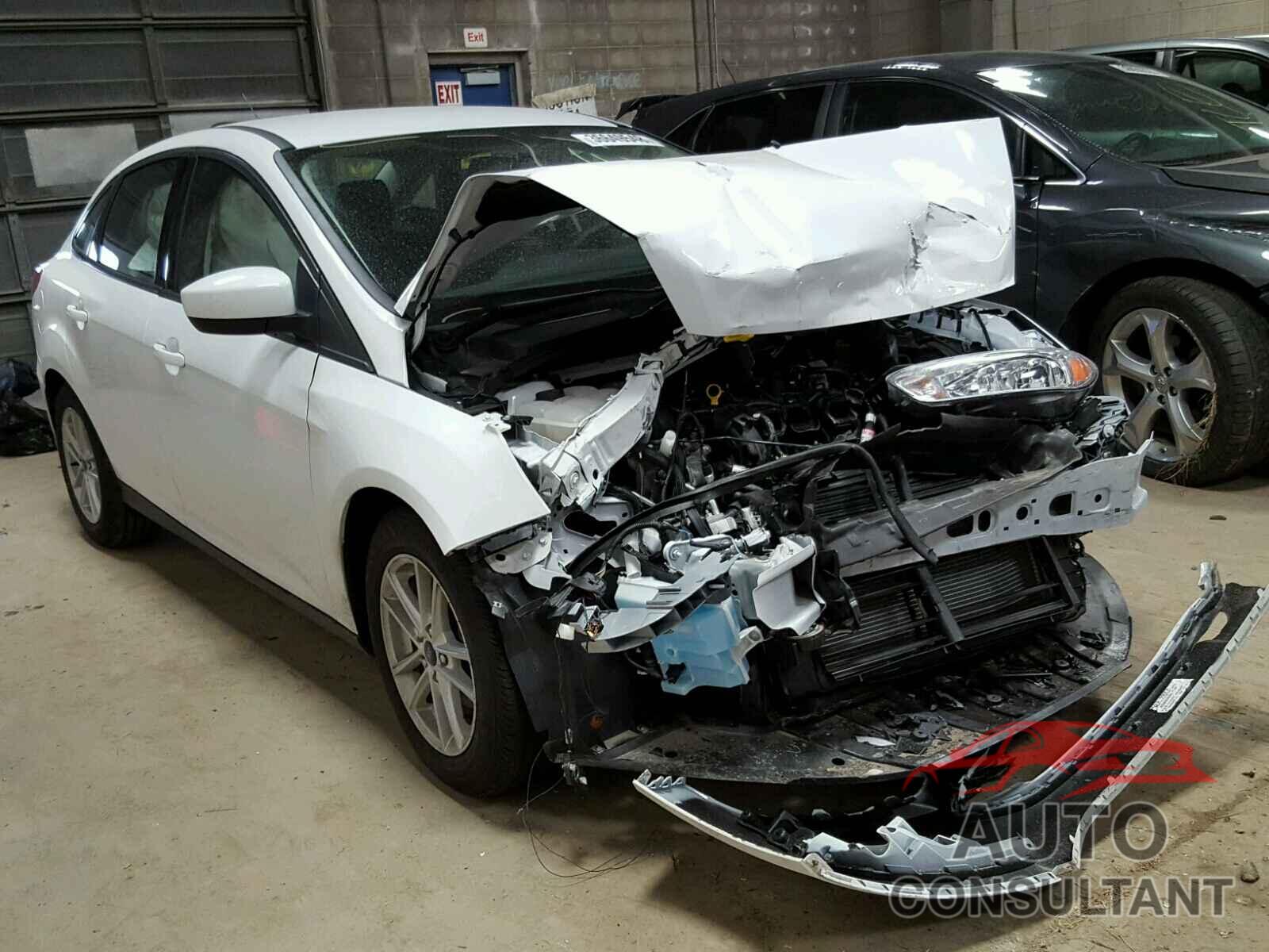 FORD FOCUS 2018 - 1FADP3F22JL217188