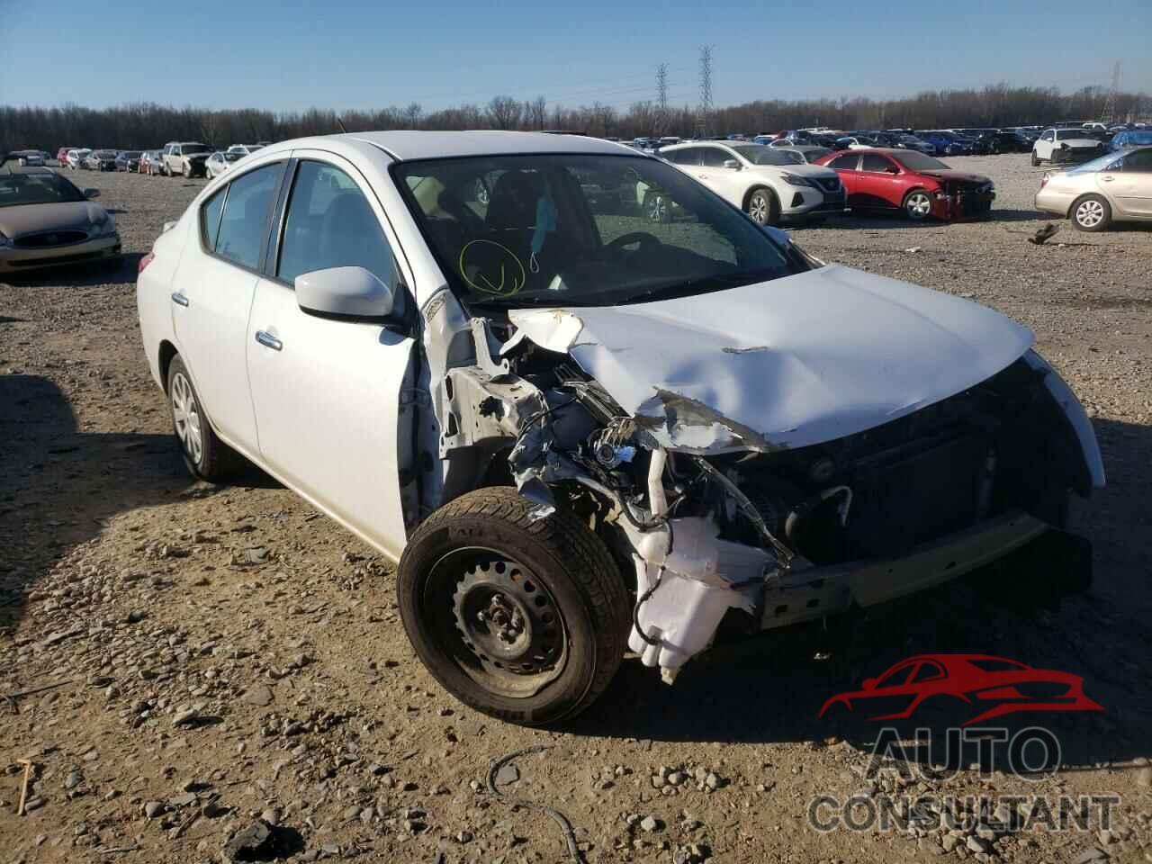 NISSAN VERSA 2018 - 3N1CN7AP5JL810282