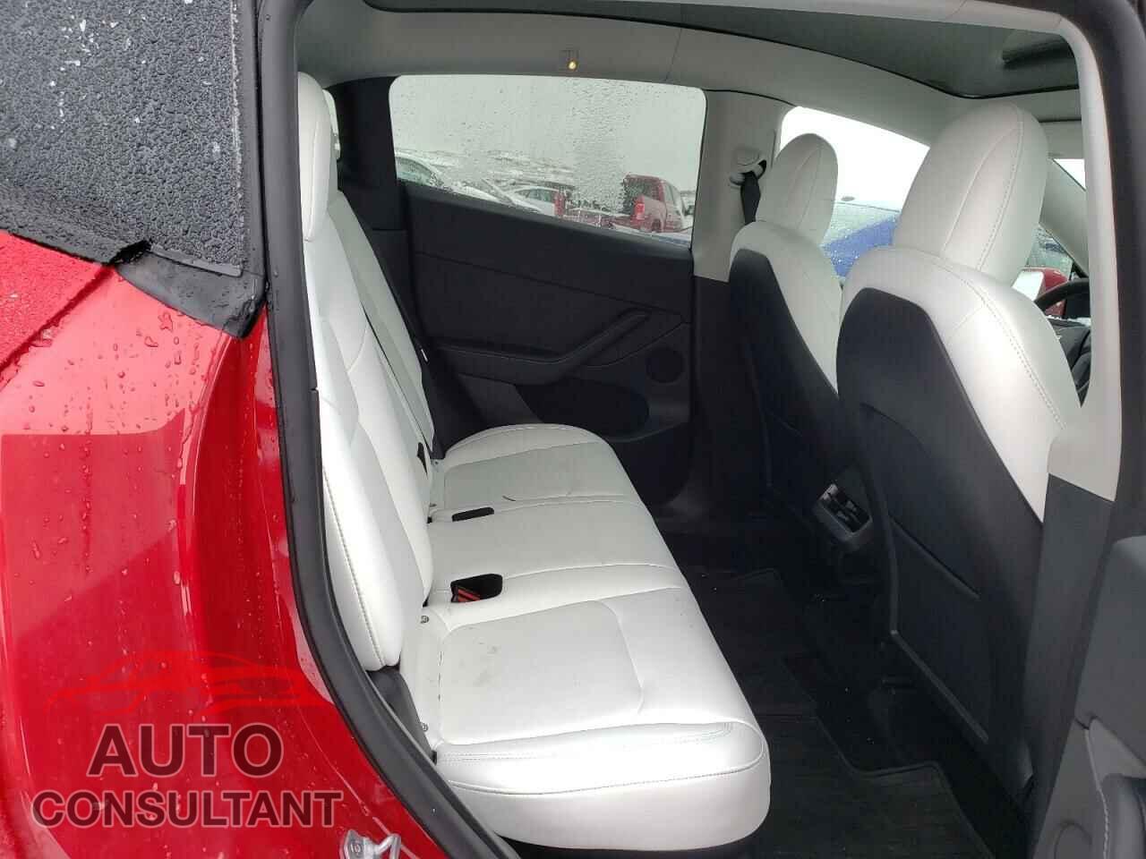 TESLA MODEL Y 2022 - 7SAYGDEE7NF531850