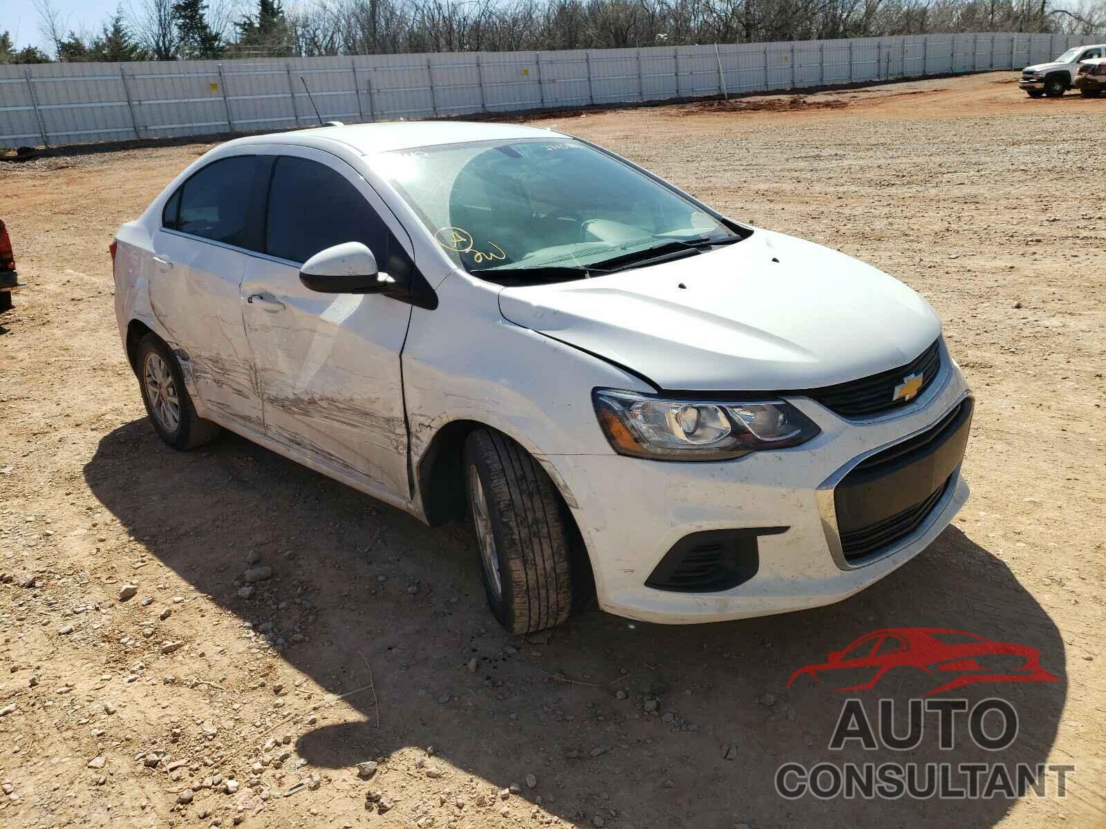 CHEVROLET SONIC 2017 - 1G1JD5SH0H4141642