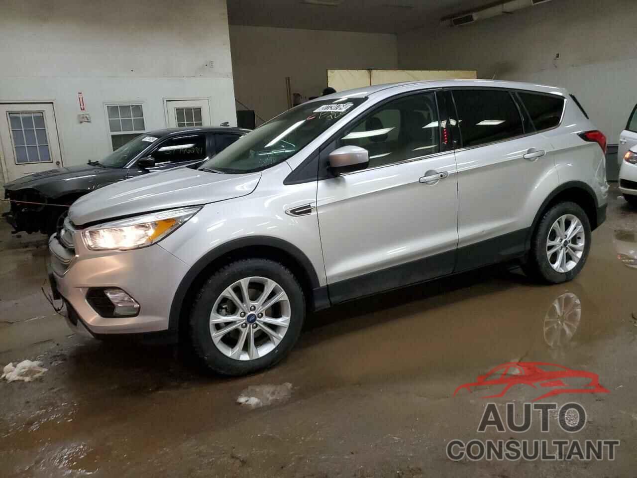 FORD ESCAPE 2019 - 1FMCU0GD8KUB38791