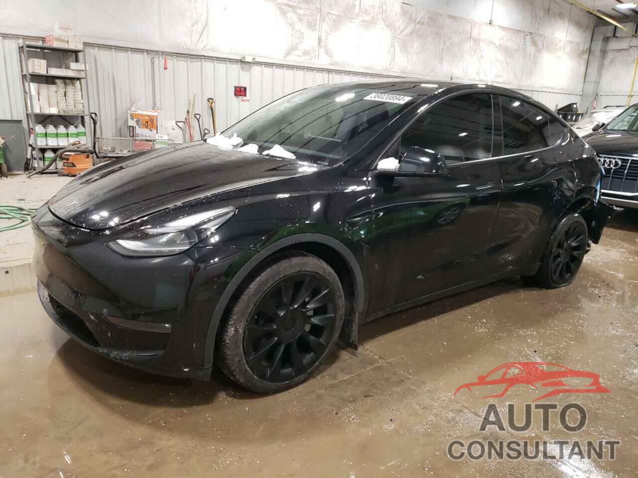 TESLA MODEL Y 2023 - 7SAYGDEE9PF759481