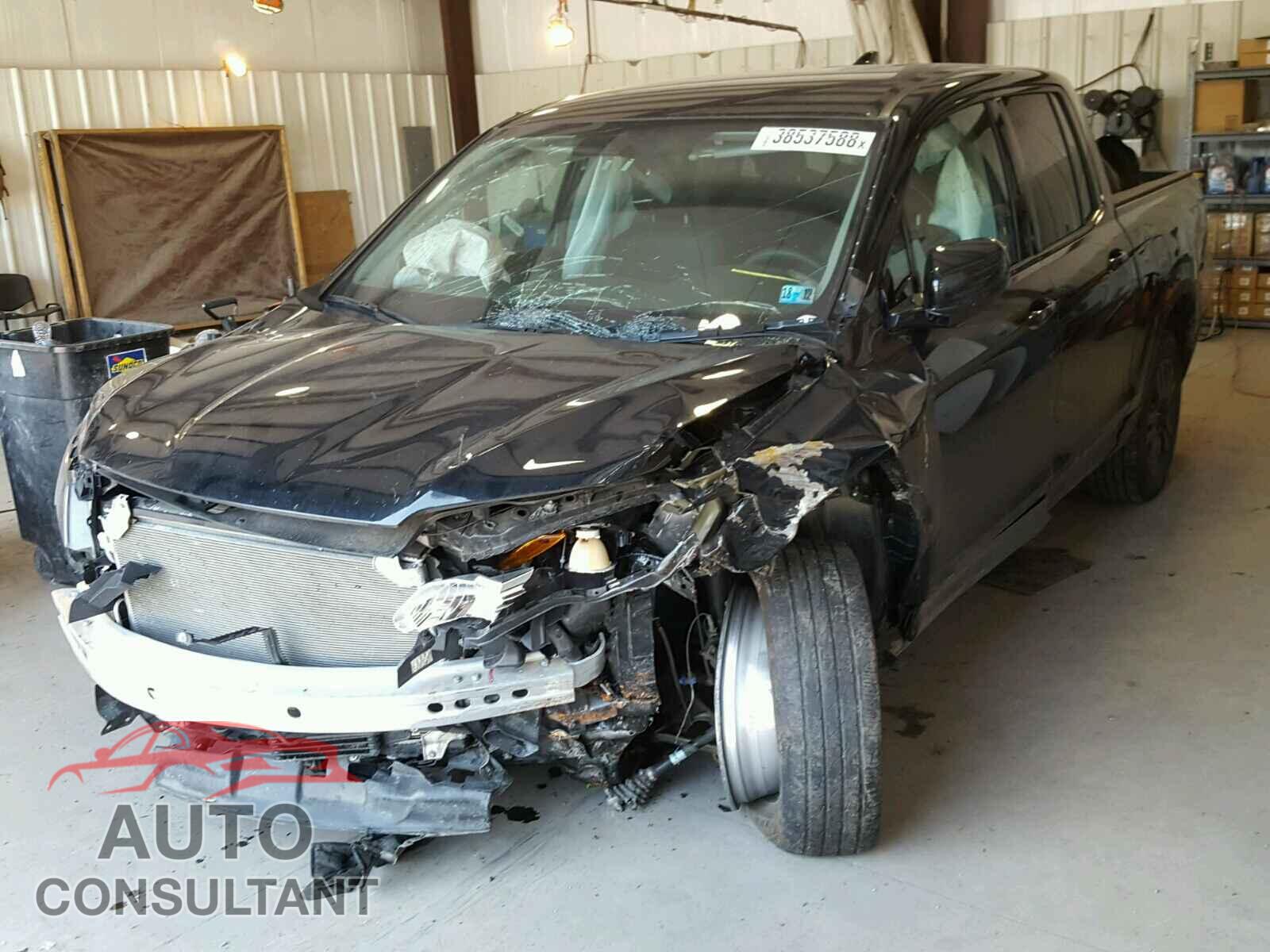 HONDA RIDGELINE 2017 - 5FPYK3F1XHB018931
