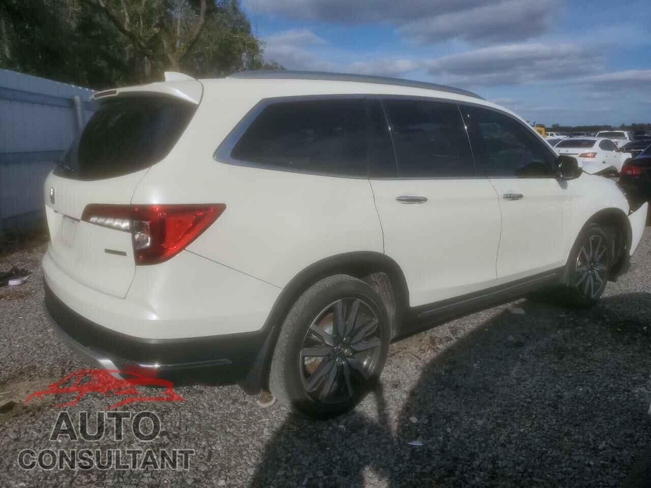 HONDA PILOT 2019 - 5FNYF5H90KB033781