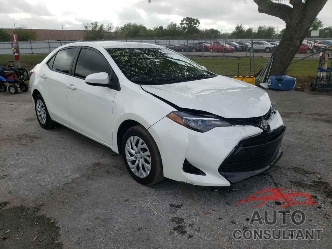 TOYOTA COROLLA 2018 - 5YFBURHE7JP796576