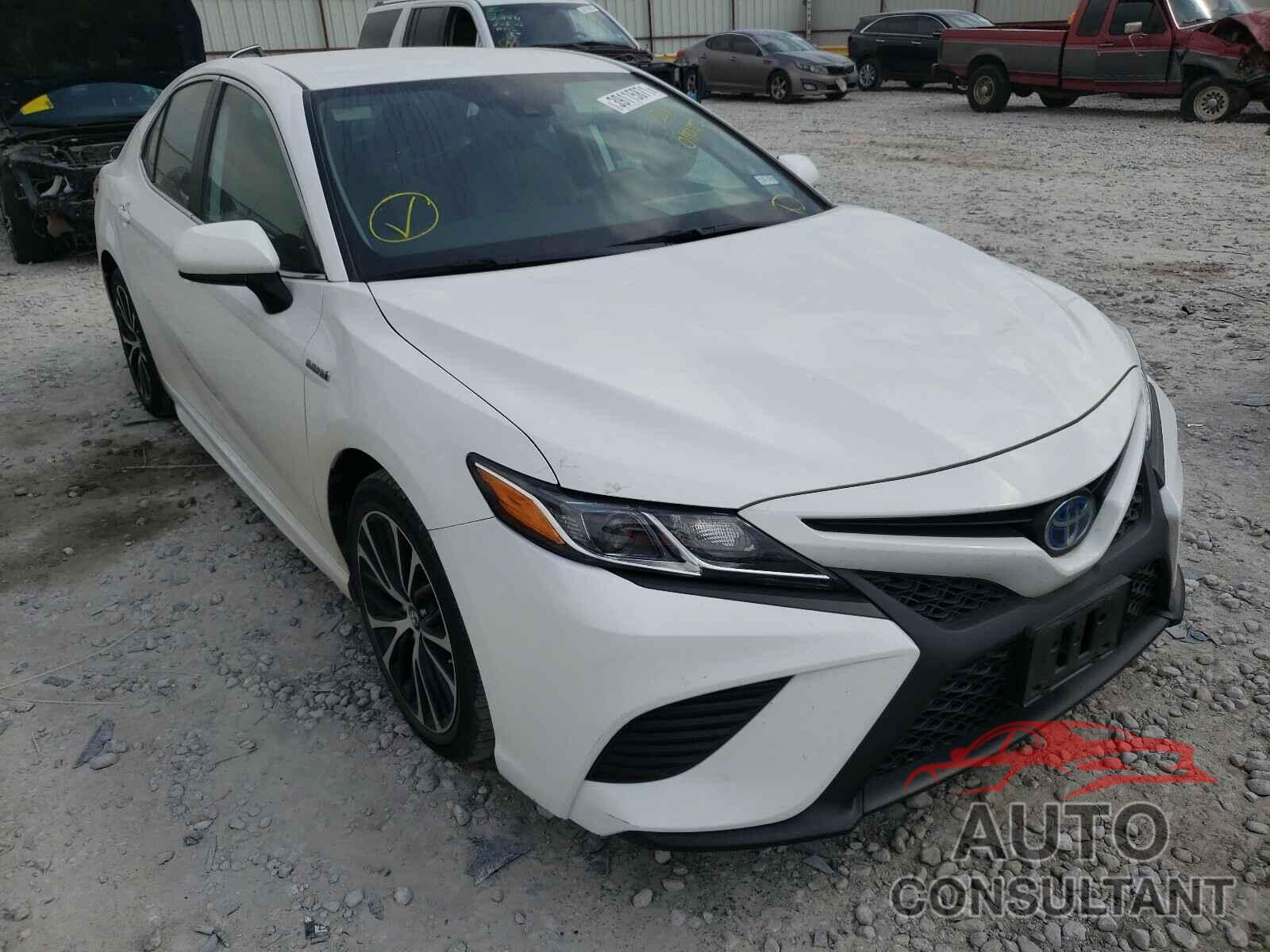 TOYOTA CAMRY 2019 - 4T1B21HKXKU011447